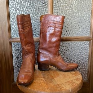 lucchese boots! size 5